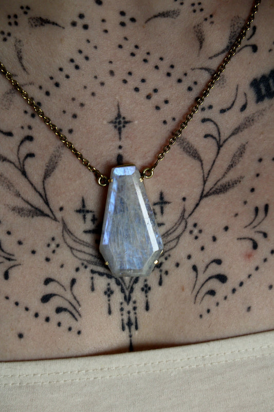 L’Élue - Labradorite blanche